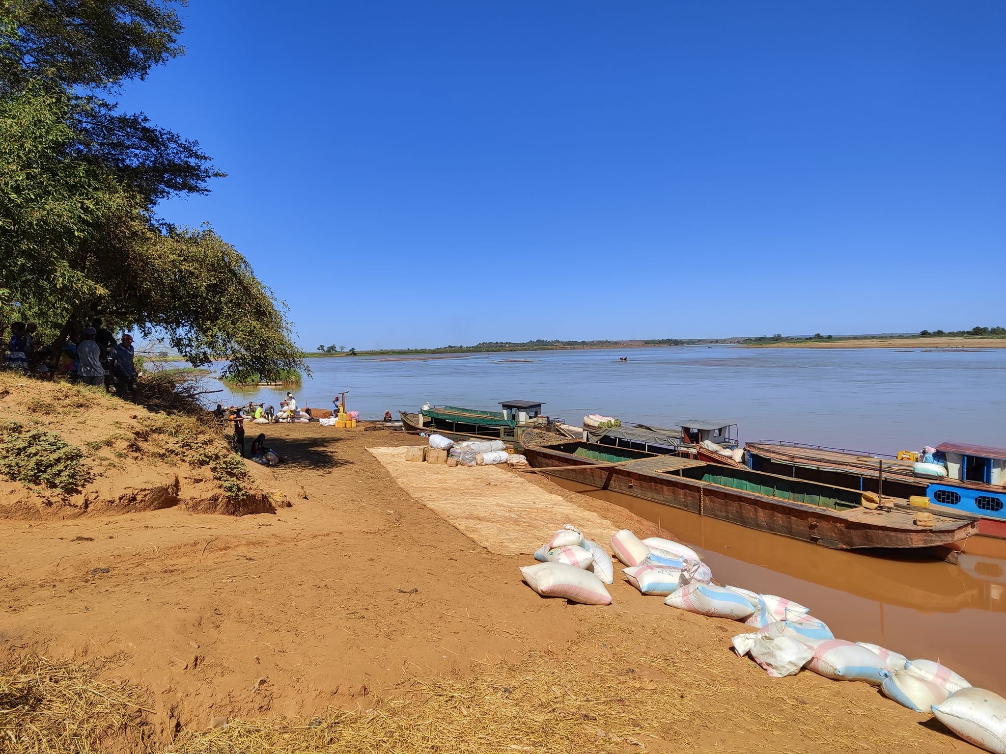 Le Fleuve Betsiboka : Un Trésor naturel de Madagascar