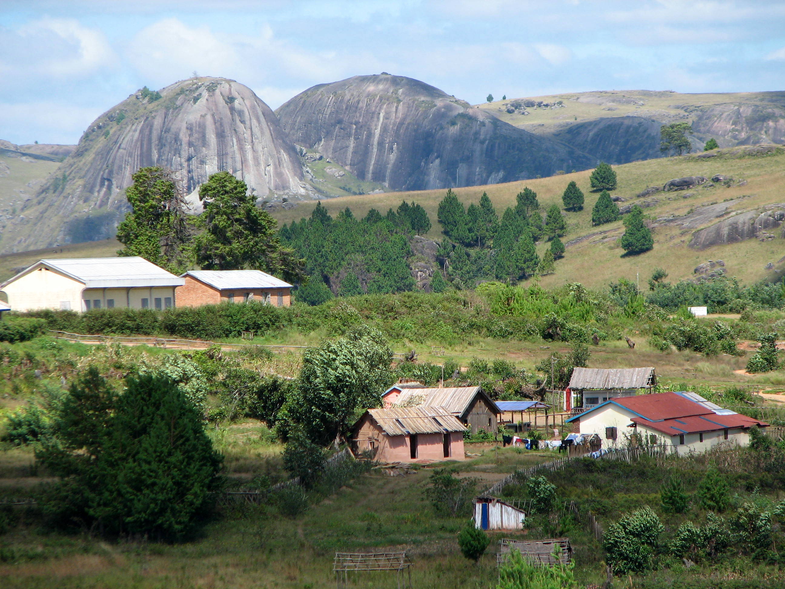 Amoron'i Mania : Le cœur de Madagascar entre splendeur naturelle et richesse culturelle