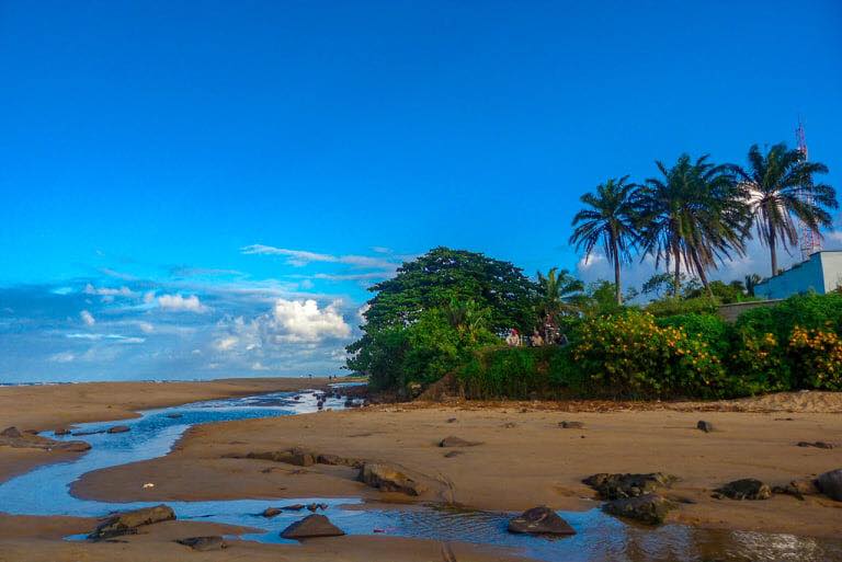 Farafangana : Découvrez la beauté et l'authenticité d'une ville côtière malagasy avec Lemur Travel